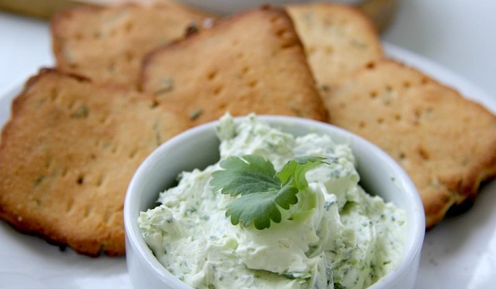 recipe-images/2018/03/jalapeno-dip.jpg